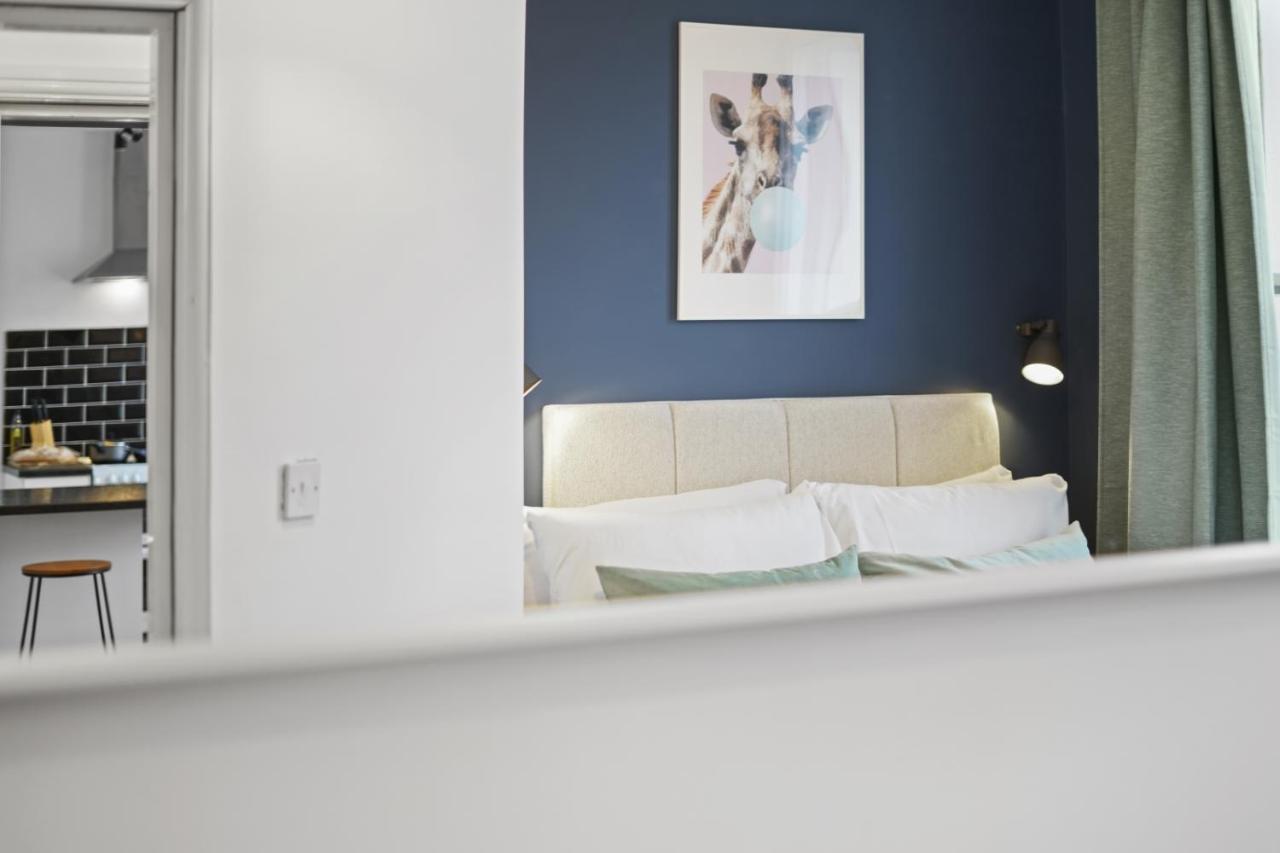 Central Gem Of Leamington Spa - Sleeps 5 Apartment Luaran gambar
